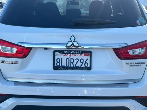 Used 2019 Mitsubishi Outlander Sport ES AWD/4WD image 16