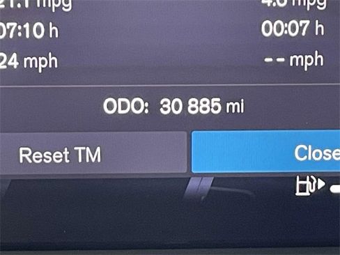 Used 2023 Volvo XC90 B6 Ultimate w/ Lounge Package image 25