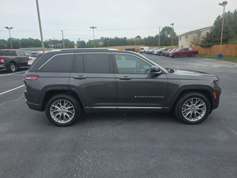 Used 2022 Jeep Grand Cherokee Summit w/ Advanced Protech Group IV image 7