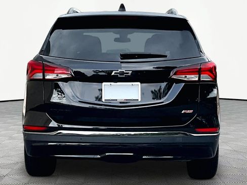 Used 2023 Chevrolet Equinox RS FWD image 5
