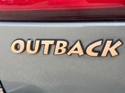 Used 2003 Subaru Outback Wagon image 23