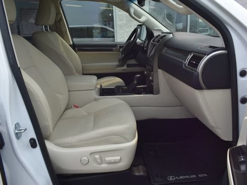 Used 2020 Lexus GX 460 Premium w/ Premium Package AWD/4WD image 48