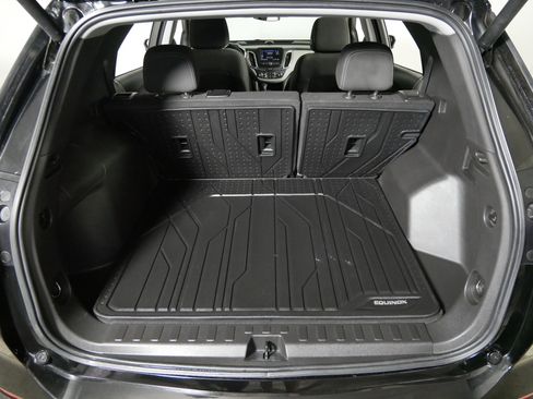 Used 2023 Chevrolet Equinox LT image 18