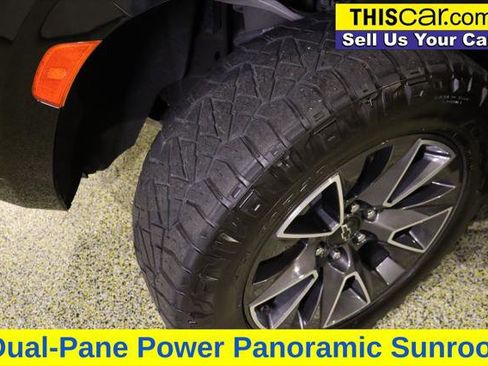 Used 2023 Chevrolet Tahoe Z71 w/ Luxury Package image 28