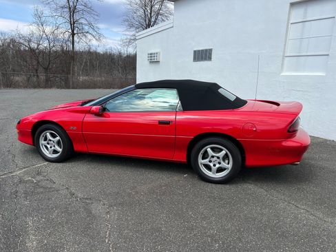 Used 1997 Chevrolet Camaro SS w/ SS Alteration Pkg image 18