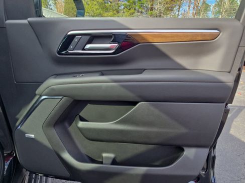 New 2026 Chevrolet Suburban High Country AWD/4WD image 50