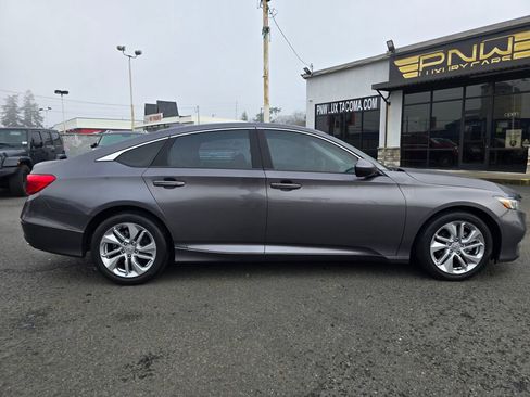 Used 2019 Honda Accord LX image 11