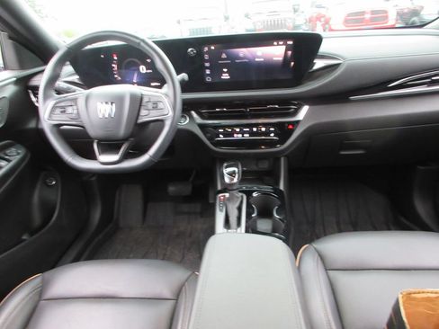 Certified 2024 Buick Envista Avenir FWD image 15