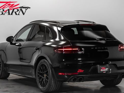 Used 2018 Porsche Macan GTS image 3