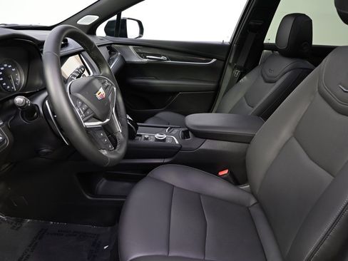 New 2025 Cadillac XT5 Sportv w/ Technology Package image 13