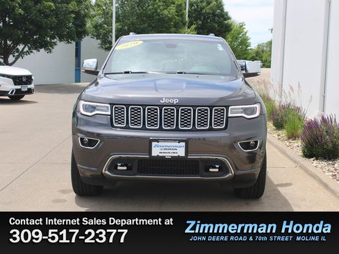 Used 2020 Jeep Grand Cherokee Overland AWD/4WD image 4