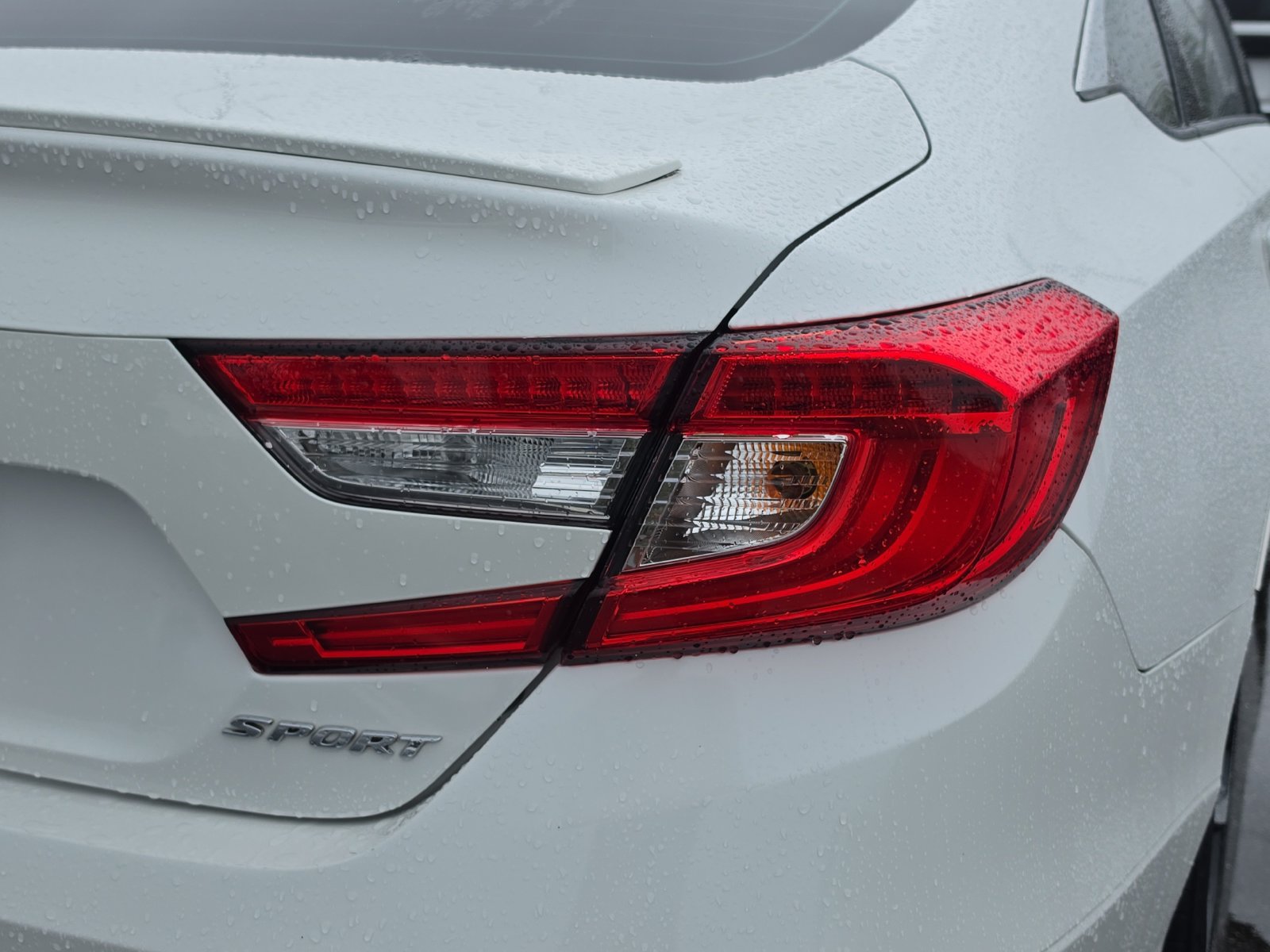 Used 2020 Honda Accord Sport image 8