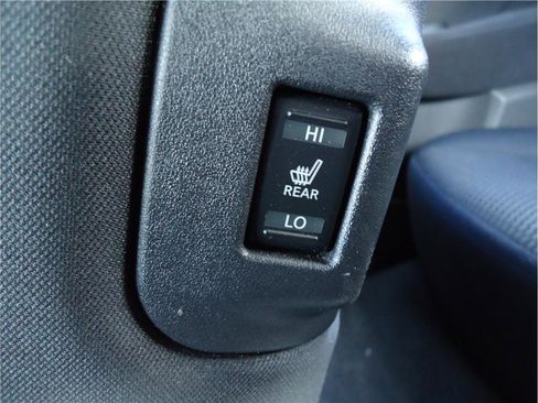 Used 2013 Nissan Leaf S image 17