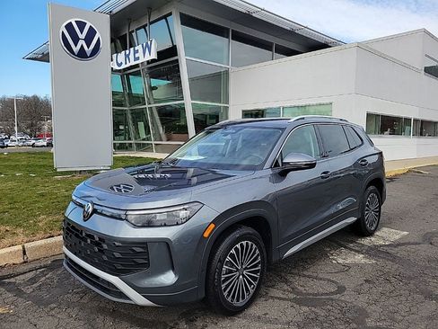 New 2025 Volkswagen Tiguan S image 1