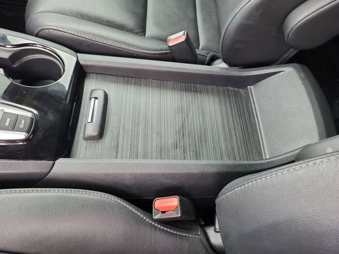 Used 2022 Honda Pilot Touring image 24