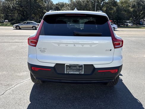 New 2026 Volvo XC40 B5 Plus w/ Protection Package Premier image 4