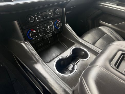 Used 2021 Chevrolet Suburban Z71 w/ Rear Media and Nav Package image 13