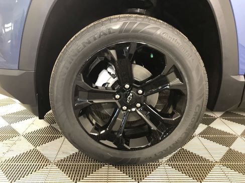 New 2026 Chevrolet Equinox LT w/ Midnight Edition image 5