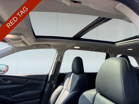 Used 2025 Subaru Ascent Bronze Edition w/ Onyx Package image 12