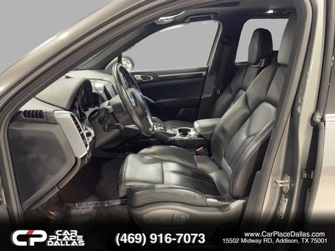 Used 2014 Porsche Cayenne AWD/4WD image 16