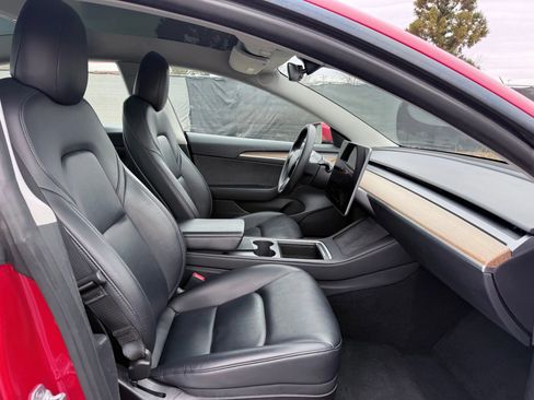 Used 2023 Tesla Model 3 Standard Range image 18