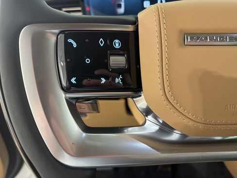 New 2025 Land Rover Range Rover SE image 12