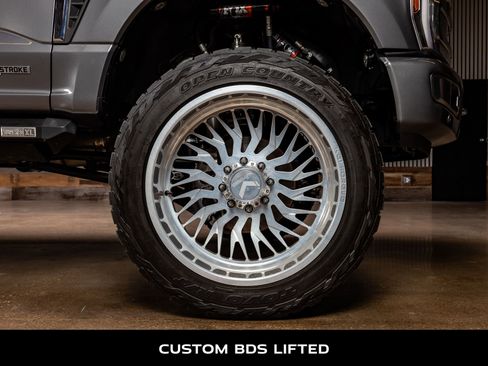 Used 2024 Ford F350 Platinum w/ Tremor Off-Road Package image 11