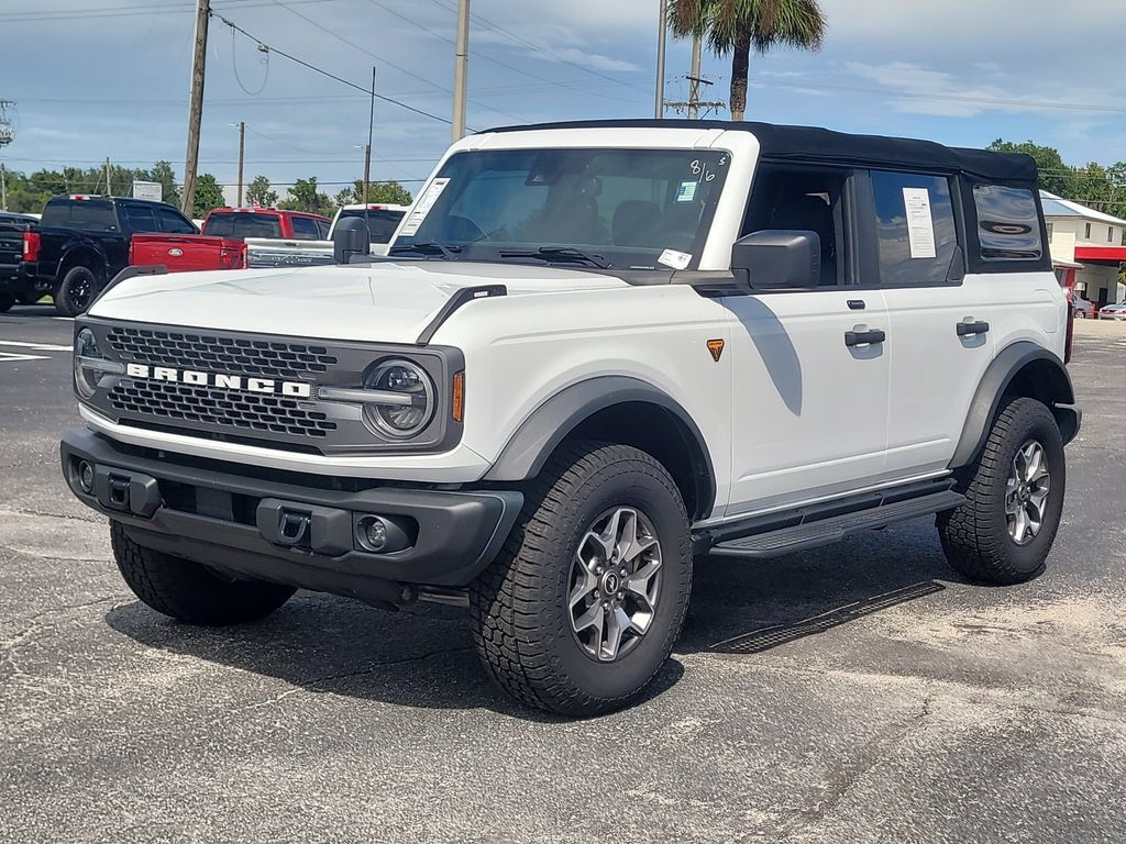 Used 2022 Ford Bronco Badlands AWD/4WD image 2