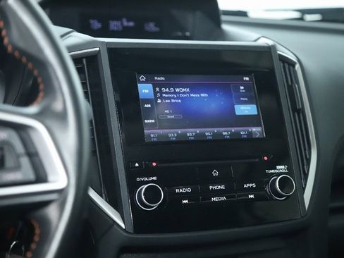 Used 2019 Subaru Crosstrek 2.0i Premium image 24