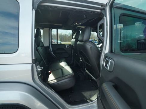 Used 2021 Jeep Wrangler Unlimited Sahara image 22