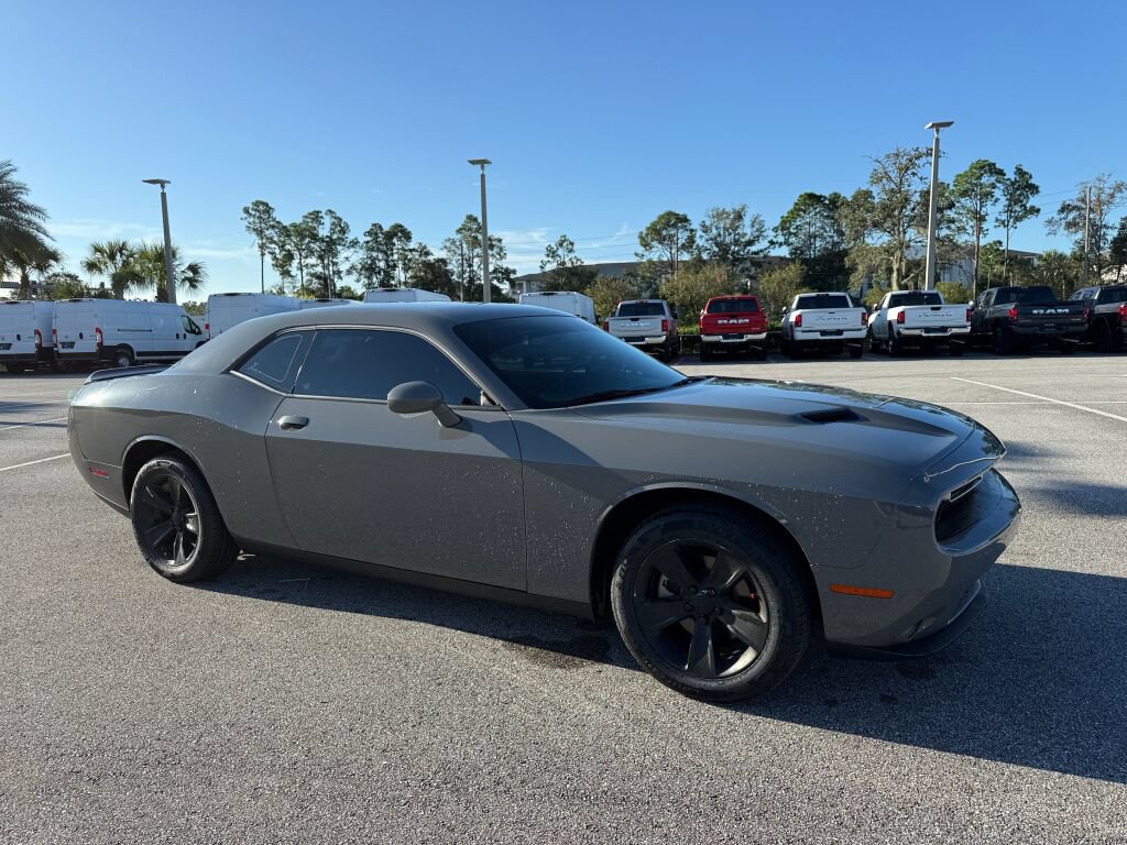 Used 2023 Dodge Challenger SXT RWD image 1