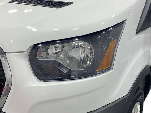 Used 2025 Ford Transit 250 Low Roof w/ Exterior Upgrade Package RWD image 8