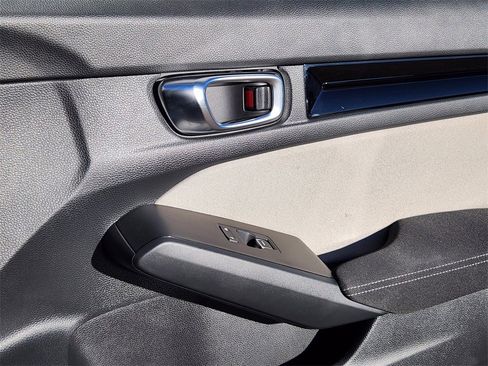 Used 2024 Honda Civic EX image 12