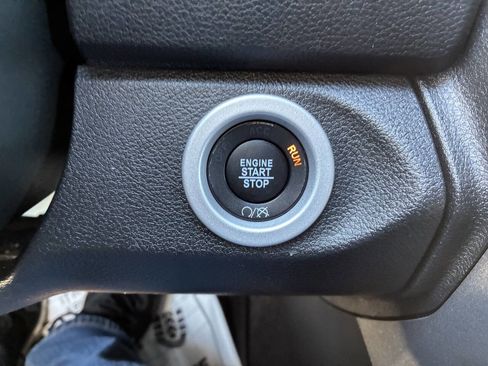 Used 2018 RAM 1500 Rebel w/ Luxury Group image 39