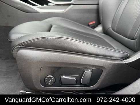 Used 2024 BMW 330i xDrive Sedan AWD/4WD image 27