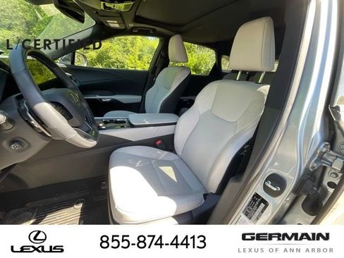 Used 2023 Lexus RX 350 Premium w/ Accessory Package AWD/4WD image 12