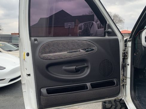 Used 1998 Dodge Ram 1500 Truck Quad Cab 6.5-ft. Bed 4WD image 21