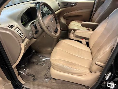 Used 2012 Kia Sedona EX w/ Luxury Pkg image 7