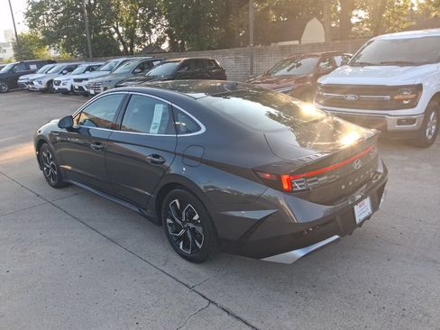 Used 2025 Hyundai Sonata SEL FWD image 8
