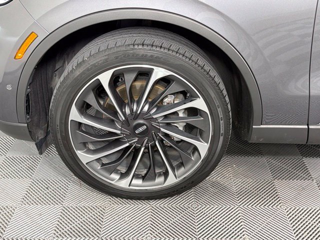 Used 2023 Lincoln Aviator Reserve w/ Equipment Group 201A AWD/4WD image 10