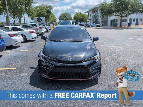 Used 2023 Toyota Corolla SE FWD image 2
