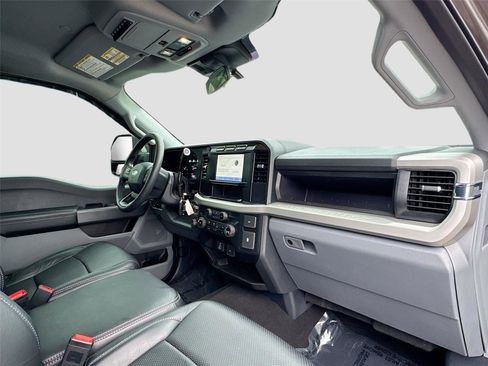 Used 2023 Ford F250 XL w/ STX Appearance Package image 26