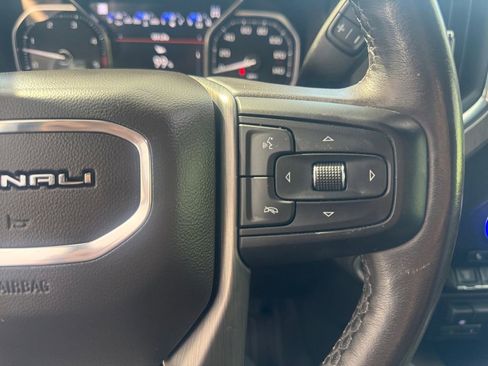 Used 2022 GMC Sierra 2500 Denali w/ Denali Ultimate Package image 22