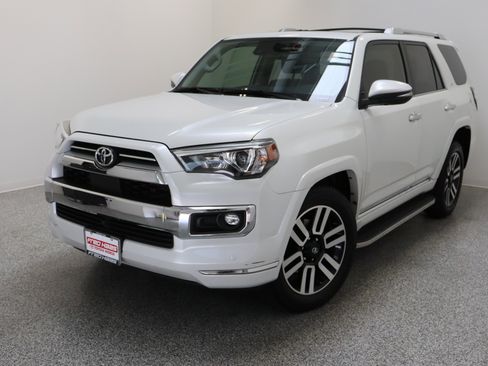 Used 2024 Toyota 4Runner Limited RWD image 2