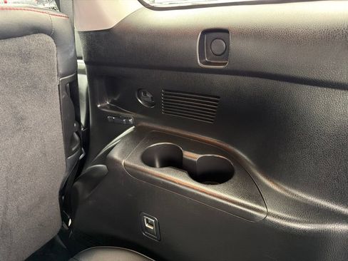 Used 2019 Toyota Highlander SE AWD/4WD image 12