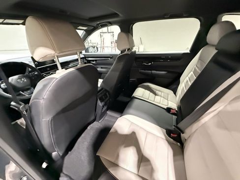 Used 2023 Honda CR-V Sport Touring image 9