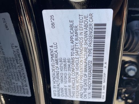 Used 2025 Honda Accord SE image 30