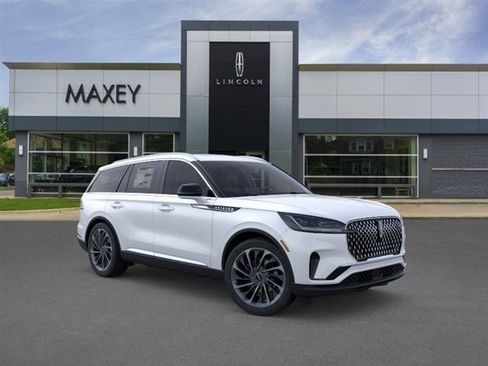 New 2026 Lincoln Aviator Reserve w/ Illumination Package AWD/4WD image 73
