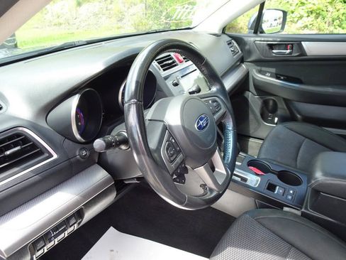 Used 2015 Subaru Outback 2.5i Premium AWD/4WD image 16