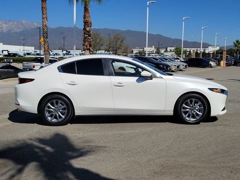 Used 2025 MAZDA MAZDA3 s FWD image 30